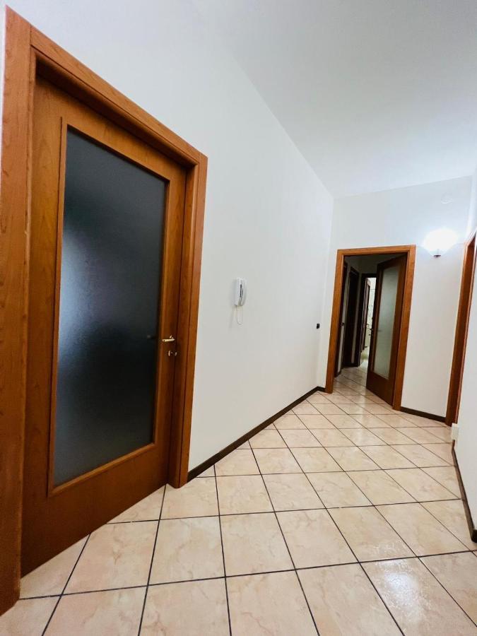 Casa Vacanza Elena 2 Verona Esterno foto